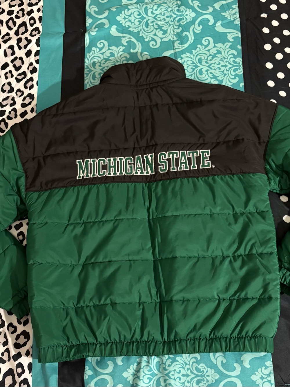 Victoria's Secret PINK Vintage msu puffer jacket size M great condition 🖤💚🖤💚